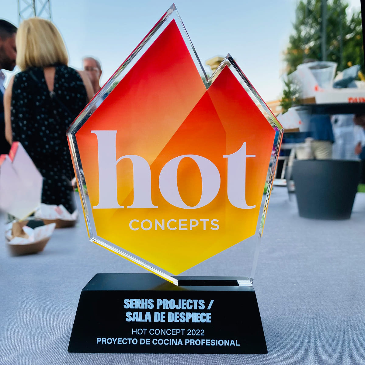 Serhs Projects ganador Hot Concepts 2022 al Proyecto de cocina profesional